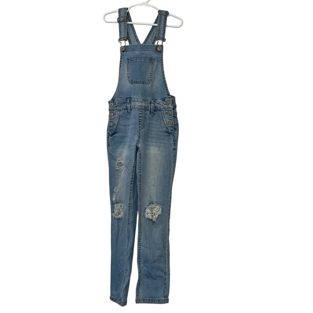 So girls distressed lace patch light wash Denim Overalls sz 7